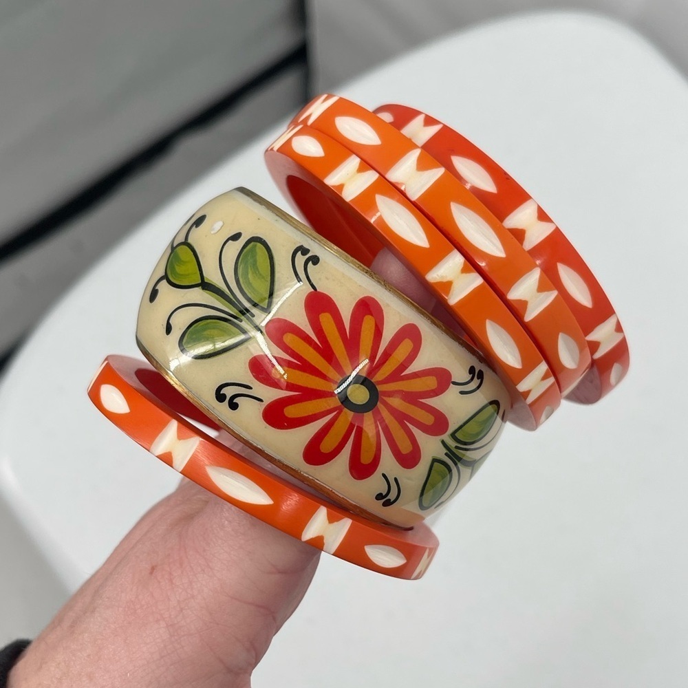 Fantasia nwt orange green floral boho hippie bangle set